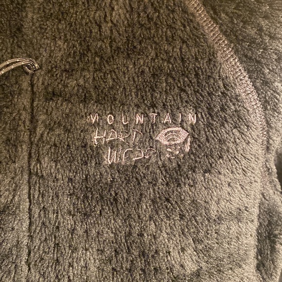 Mountain Hardware Sweater - Picture 2 of 4